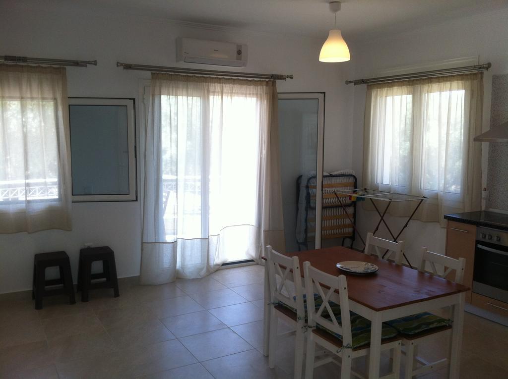 Kanellos Luxury Apartments Palairos Exterior photo